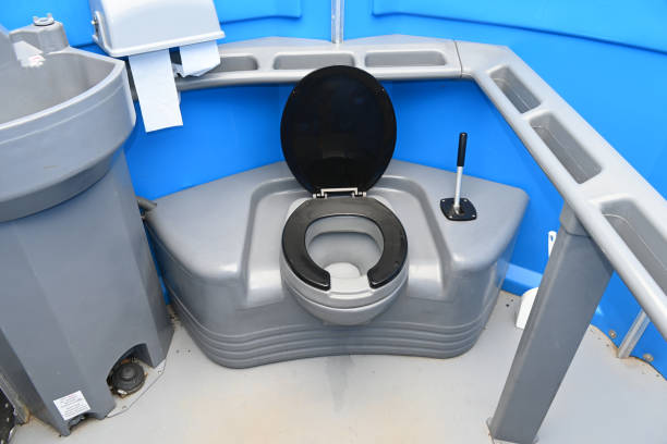 Best Portable restroom trailer rental  in Cedar Creek, TX
